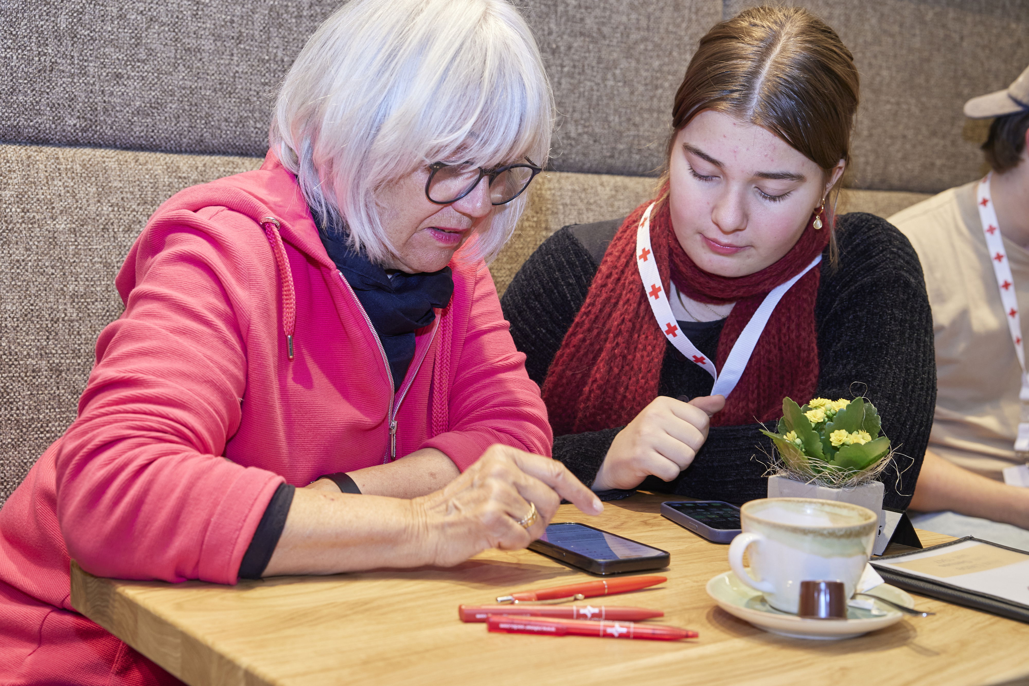 Digital-Café e referat «Segirtad en la vegliadetgna» a Mustér