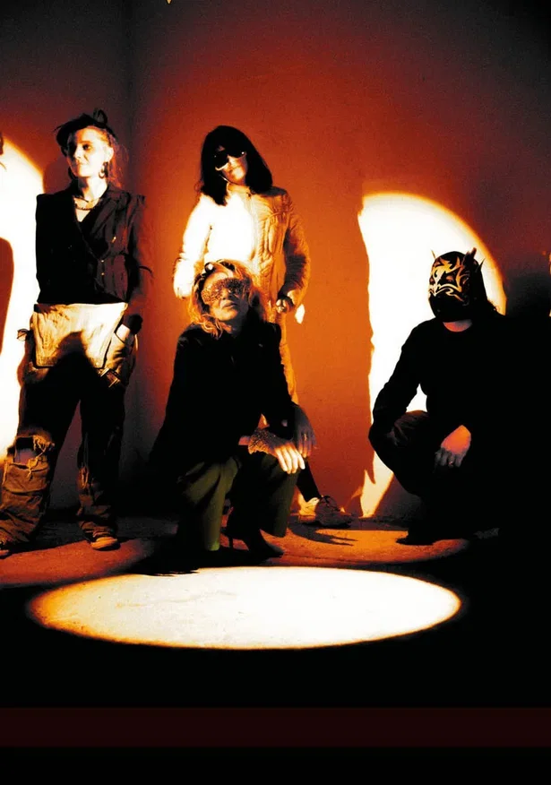 Miao Zhao & Jamira Estrada / Gina Estrada & Las Milagritas